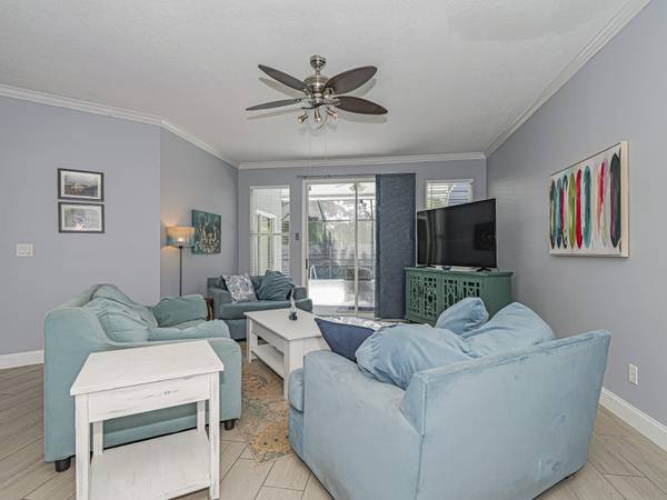 $399,000 Updated 3/2 Ranch with Heated Pool - NO HOA!!63823723162369122