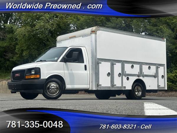 2017 GMC Savana 3500 14' Dejana Camión de Servicio Utilitario con Carrocería #14728 - $26,900 (South Weymouth)634720729786911214