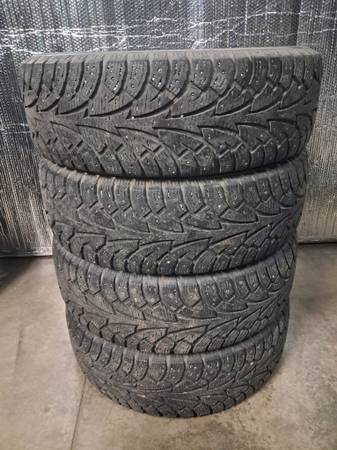 Studded Hankook Tires 225/60/R18 1