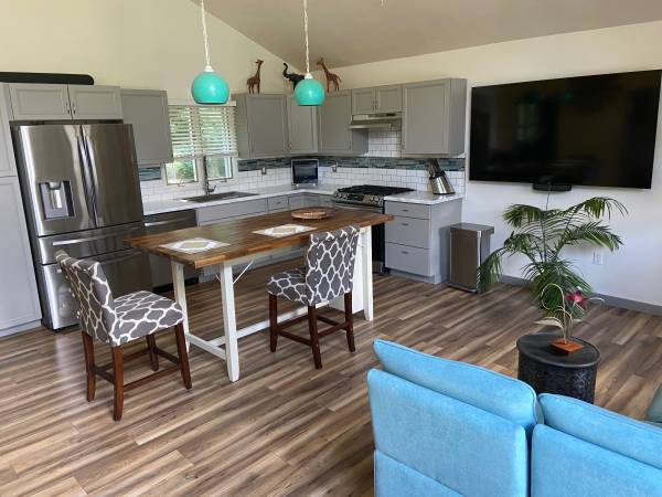 $295,000 / 3br - 1744ft2 - Recently updated 3 bed 2 bath house in beautiful Green Mountain, NC (Green Mountain)64029211621250123