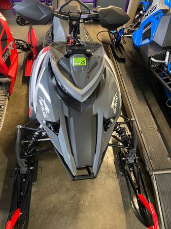 2022 Arctic Cat Riot X 146” 1