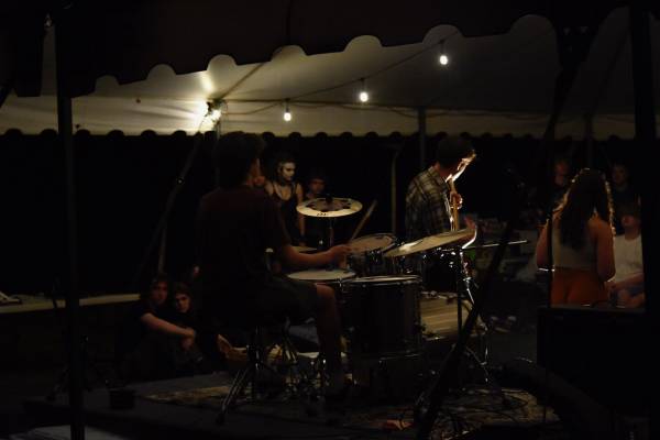 Exerienced drummer - looking to join heavier band 1