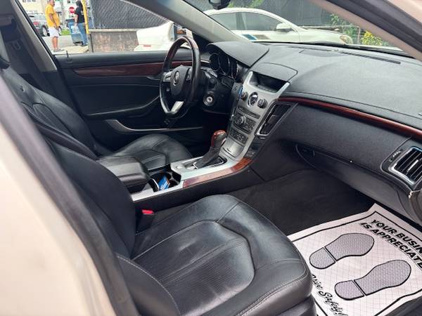 2013 Cadillac CTS 55,000 miles - $8,500 (Flushing)63614043129859124