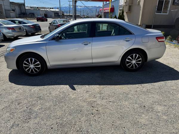 2011 Toyota Camry LE " Beautiful and runs Great!! - $7,999 (Wenatchee Wa)63442635783299120