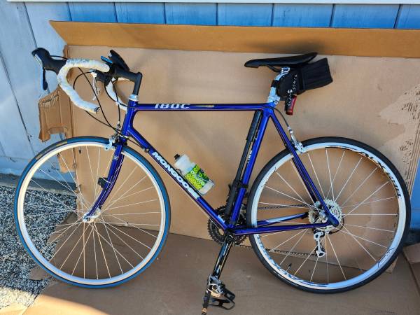 Mongoose IBOC road bike 1