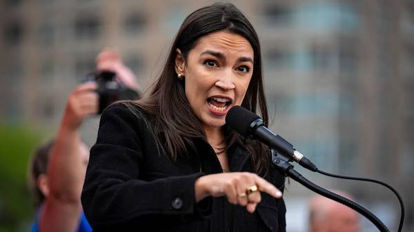 Please be a poor socialist so I don't have to fly commercial 1