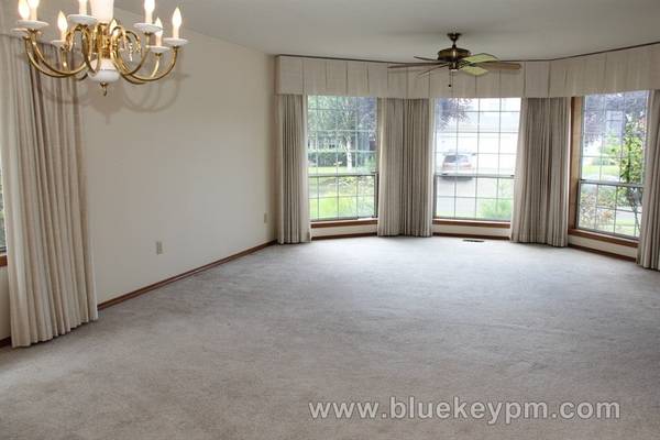 $2,495 / 3br - 1974ft2 - 3 Bed 1.5 Baths Home in East Cascade Park63999454215682124