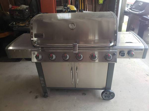 Weber Genesis 640LX Grill 1