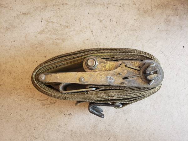 3" x 30' Ratchet Strap with Flat Hooks 1