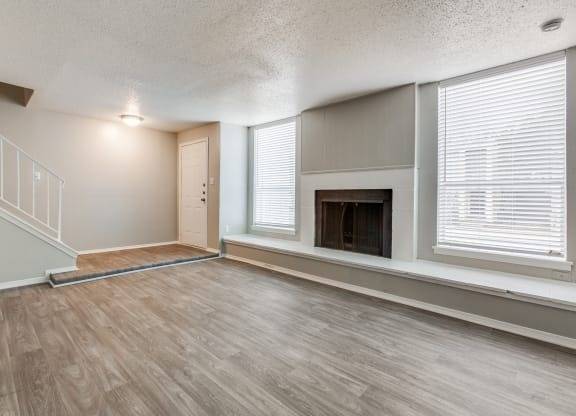 $1,065 / 1br - 804ft2 - Dishwasher, Alarm, Covered Parking (613 Clearwood Drive, Richardson, TX)63846410430083124