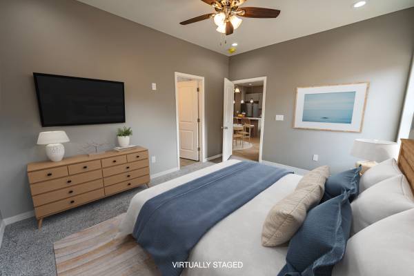 $309,900 / 3br - 1363ft2 - Love to Golf?! Come enjoy no HOA dues, low taxes, minutes to golf (Kingman)64217147125122123