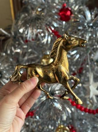 Small Solid Brass Horse 1