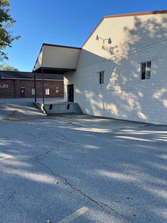 $1,000 / 1000ft2 - Heated storage with loading & hi lo (Grandville)64180502201987120
