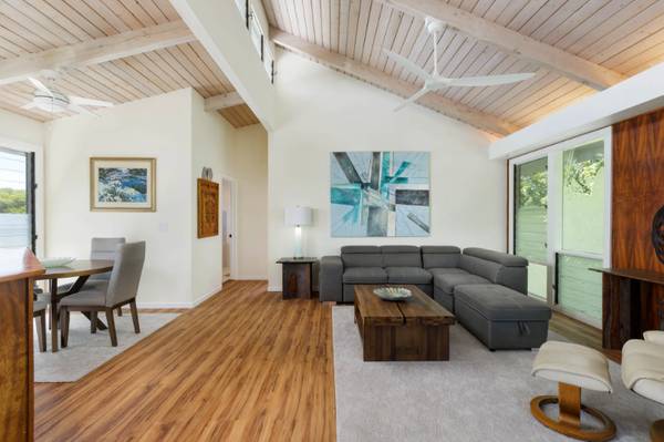 $5950.00 / 3br - Luxurious  3 Bed/ 3 Bath Single Family Home in Kamuela63939664924802124