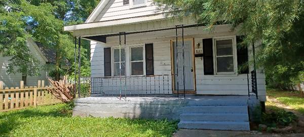 $780 / 3br - 1252ft2 - 821 N 13th 1/2 Street *Coming Soon* (Terre Haute, IN)63675863415297120