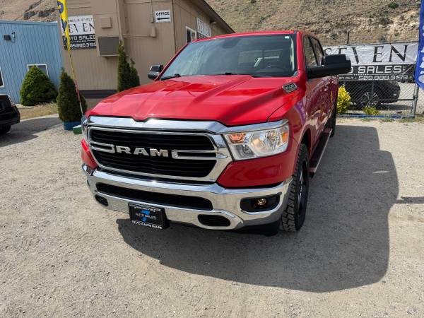 2019 Ram Big Horn 4x4 Crew Cab, pocos kilómetros, ¡solo 23 mil! - $31,999 (Wenatchee, WA)63442635856771123
