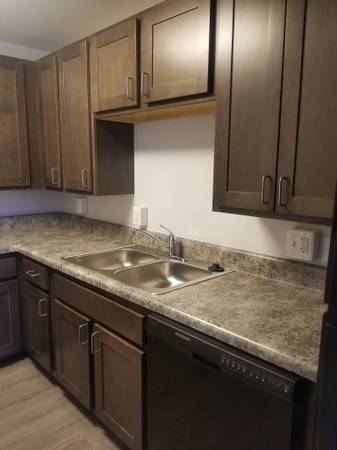 $1,845 / 1 dormitorio - 750 pies² - Alfombra, listo para cable, balcón (5309 Riverdale Rd, Riverdale Park, MD)63779285871235124