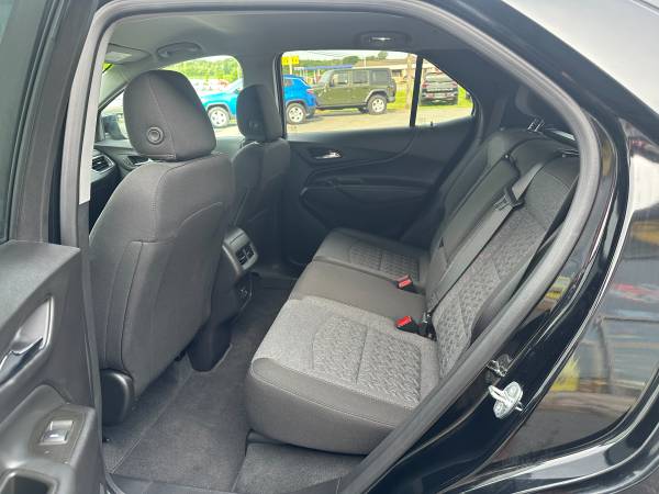 2023 CHEVROLET EQUINOX LT - $22,995 (Champlain)63622620875779124