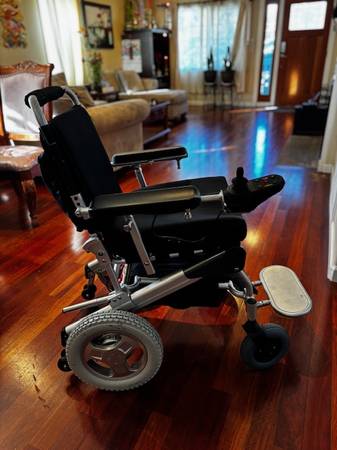 Electric Wheelchair 1