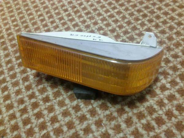 90's Ford Explorer Front Turn Marker  LH 1