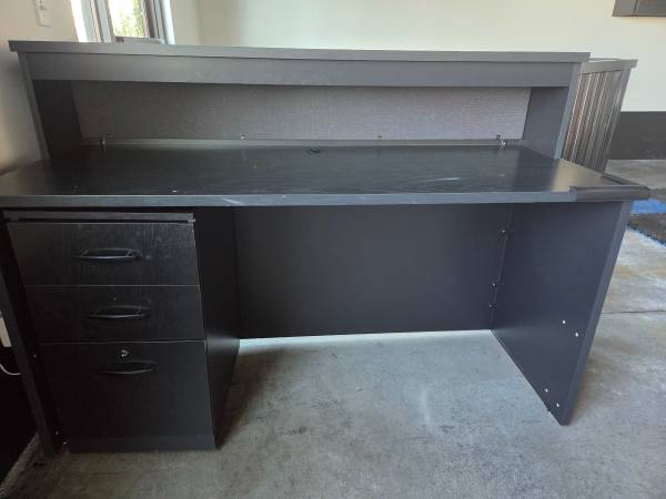 Desk 1