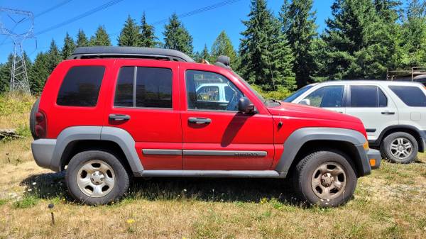 2005 Jeep Liberty Sport - $800 (Roy)63623310532227120