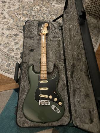 Fender American Professional Stratocaster used 1