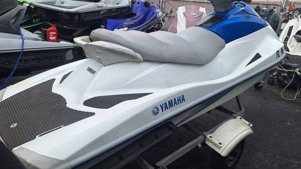 2006 YAMAHA VX110 WAVERUNNER 4 stroke 1100 c.c engine 1