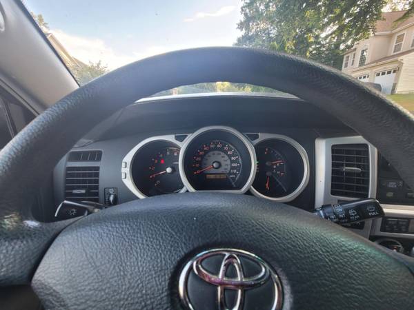2004 Toyota 4Runner - $4,000 (Manassas Park)63439956329601121