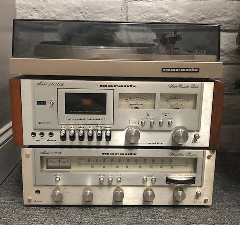 Marantz  Stereo  Equipment 1