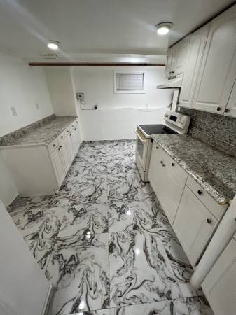$1,550 / 1br - Private Entrance,Marble Floors,Very Good Condition*Hablo Español (College Point)63854194041731123