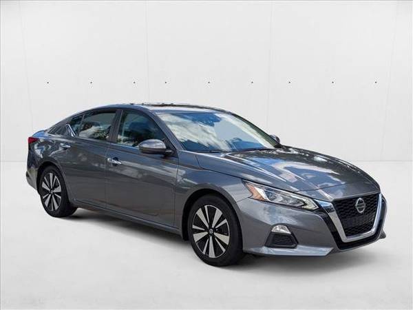 2022 Nissan Altima 2.5 SV Sedán - $19.991 (Llame al *(954) 248-3243* para confirmar disponibilidad al instante)63470425030531122