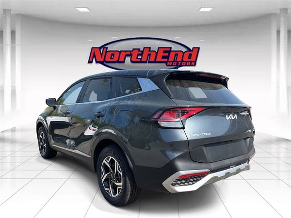 SUV Kia Sportage AWD 2024 de tracción en las cuatro ruedas LX - $340 (pago estimado OAC†)63615747167233124