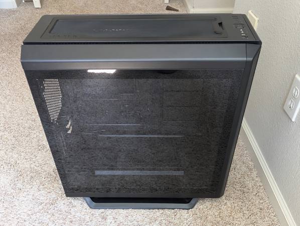 ¡Cállate! Gabinete para computadora Silent Base 802 - $50 (Dublín / Pleasanton / Livermore)63471417794049123