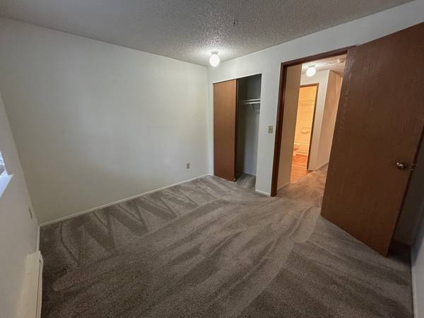 $1,995 / 2br - 934ft2 - Classic style 2bed 2bath on 2rd floor // Lease today (Auburn)63929302406531124