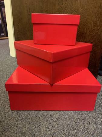 Gift Boxes - Glossy Red 1