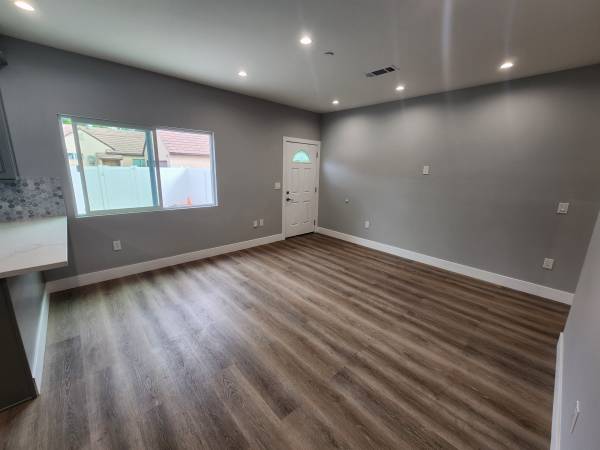 $4,200 / 3br - NEWLY BUILT ADU, SPACIOUS 3 BEDS 2 BATHS, GREAT LOCATION, ALL UTILITIE (VAN NUYS)63953220781187122