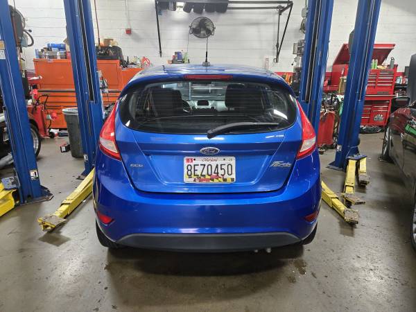 Ford Fiesta 2011 en venta - $4,500 (Cheltenham)63616403456515122