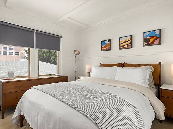 $1,800 / 2br - 800ft2 - New Listing! Sunny 2-Bedroom Beach Retreat in Marina del Rey63879905526915120