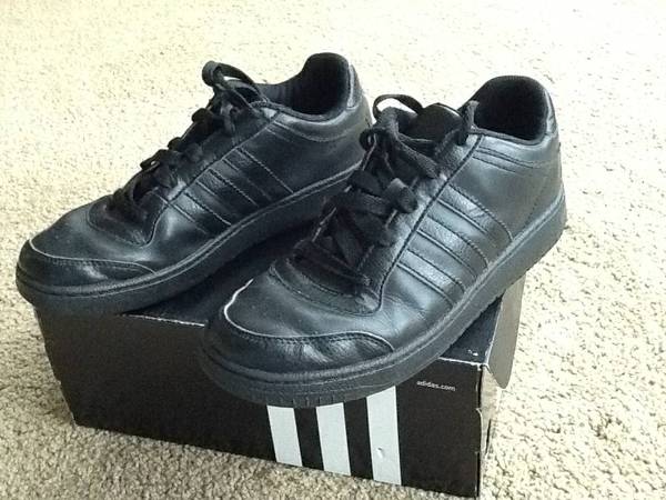 Adidas Black Tennis Shoes - Size 6 1