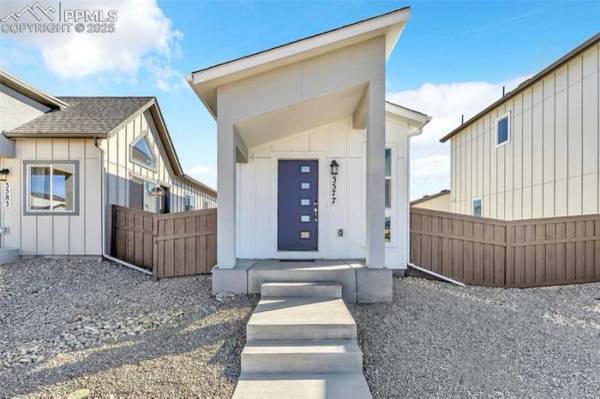 $1,400 / 1br - 456ft2 - #Clásico 1Hab 1Baño Fachada Contemporánea# (Colorado Springs)63687067087105122