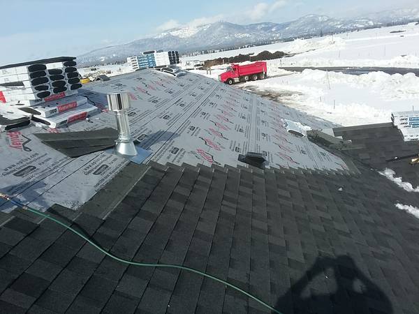 Experienced roofer seeking work 1