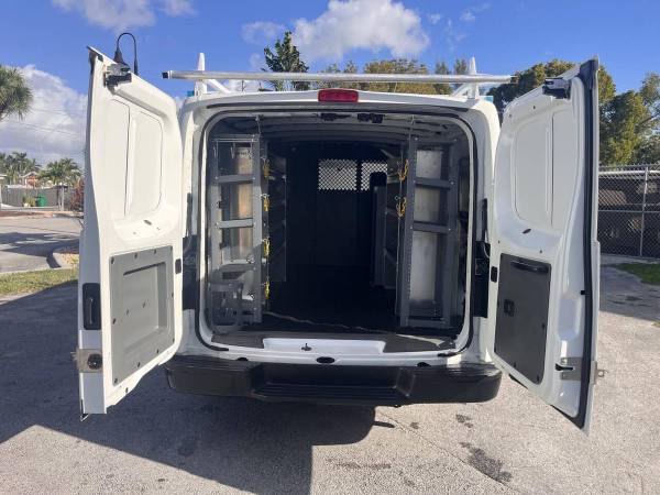 2018 Nissan NV 1500 S - Photo 9