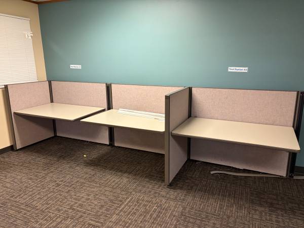 Modular Desks/Workstations 1
