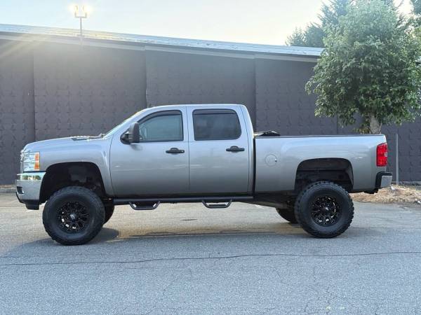 2012 Chevrolet Silverado 2500HD - Photo 5