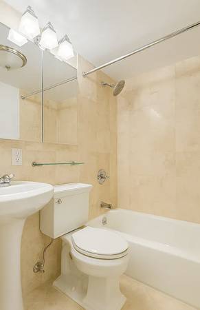$4,995 NO FEE- LES 2 BED $4995 - ASAP MOVE IN! W/D in unit- pet friendly! (Lower East Side)64150305249539123