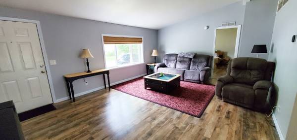 $200,000 / 3br - 1352ft2 - Beautiful 3 Bedroom, 2 Bath, Golden West in Park (Milwaukie)63820848787201122