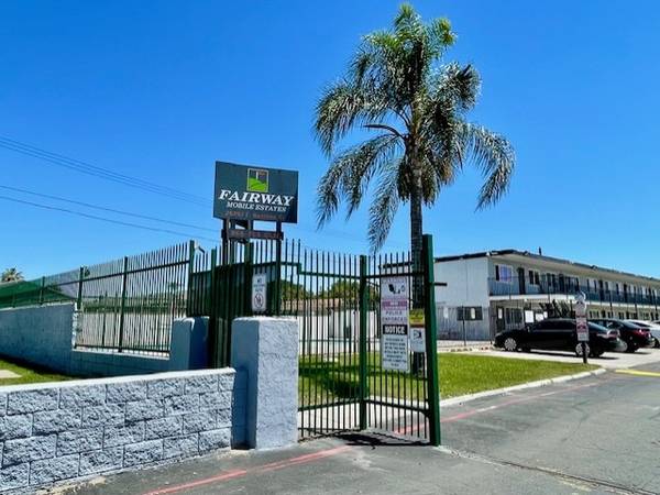 ✨ Spacious 2BD Apartment | Pool | Central A/C & Heating | W/D Incl. 1