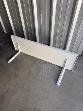 White Wall-Mounted Utility Shelf 1