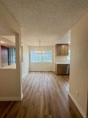 $2,950 / 2br - 1125ft2 - 1st floor condo with garage & parking space (Chula Vista Hilltop)63933250674690121